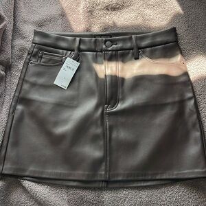 Good American Faux Leather Skirt